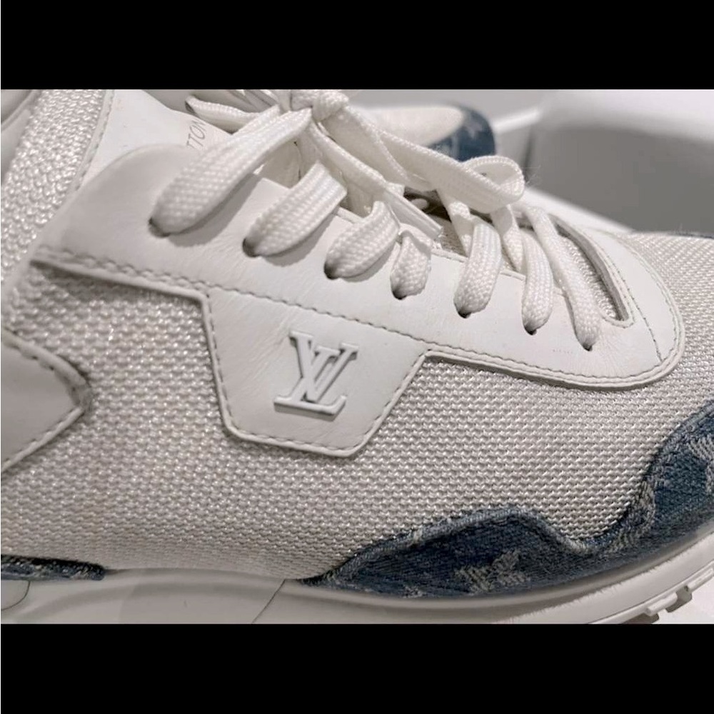 Louis Vuitton Runaway Blue Monogram - Picture 3 of 5